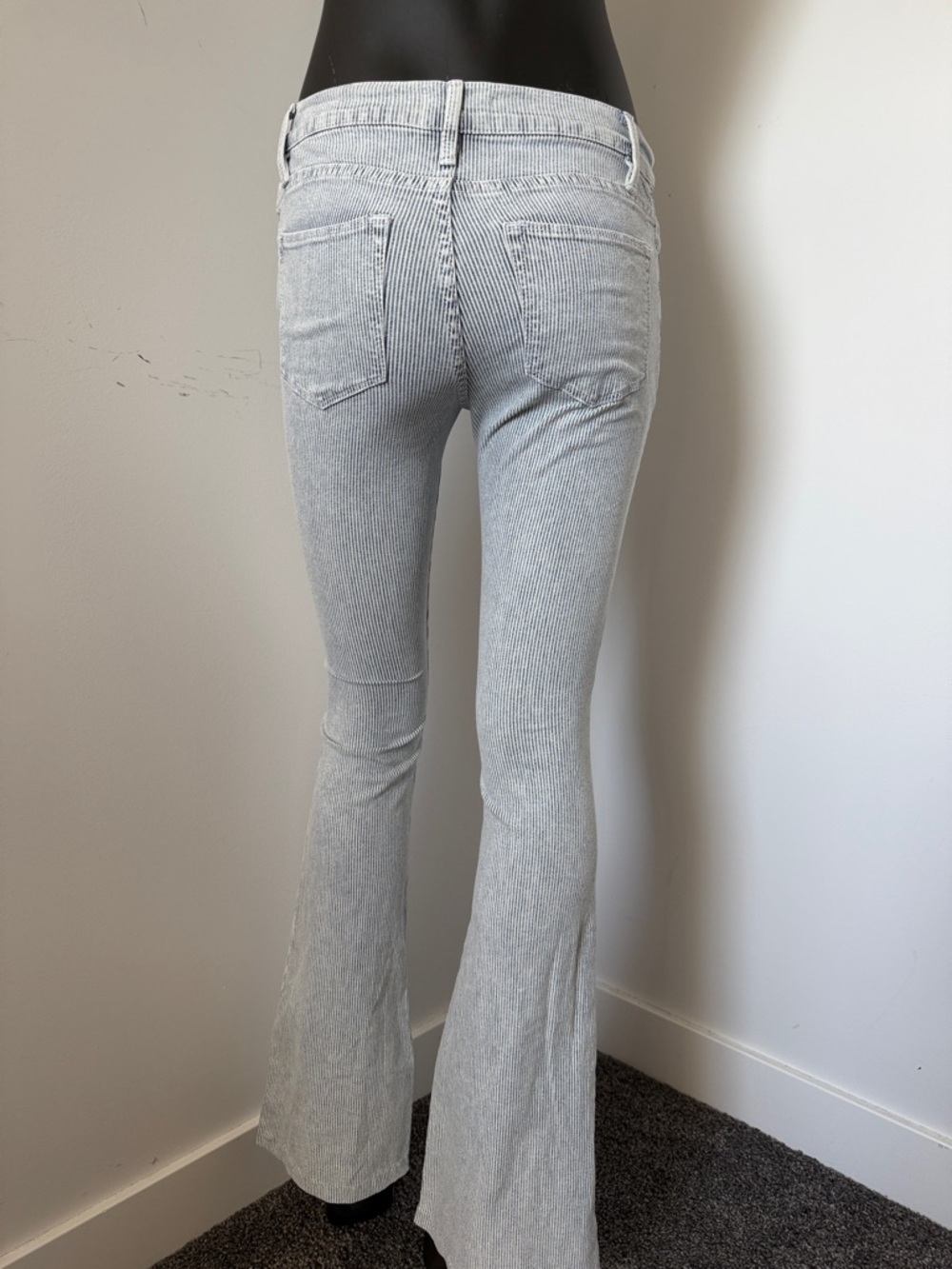 $387 FRAME Le High Flare Pinstripe Wide-leg Pants